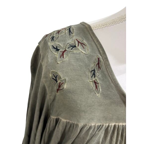 POL Boho Embroidered Peasant Tunic Top Small Gray Sage Long Sleeve Flowy Blouse - Picture 7 of 9